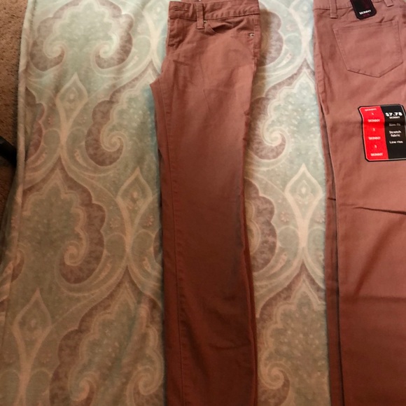 No Boundaries skinny jeans - Picture 3 of 4